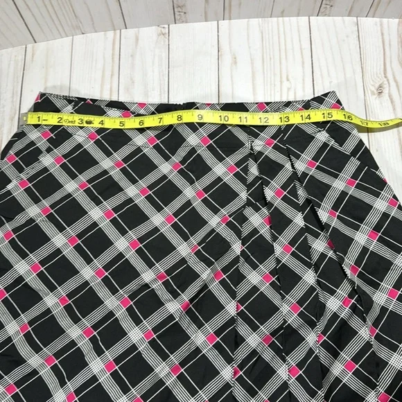 NWT - Lady Hagen golf skort - Picture 8 of 11